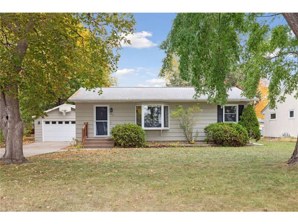 1513 Ward Avenue, Hudson, WI 54016 MLS 6265003 Edina Realty