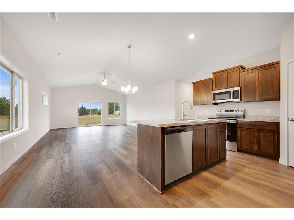 15131 Brunswick Road Royalton Twp MN 55063 7066684 image4