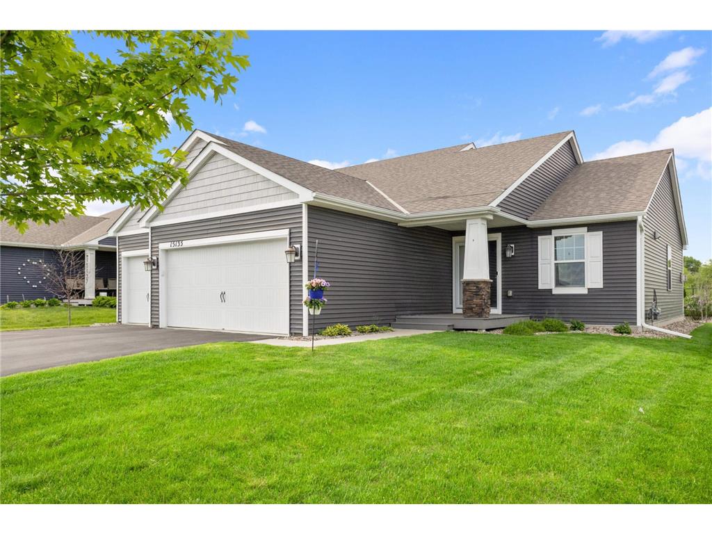 15135 Emory Circle Apple Valley MN 55124 6540768 image1