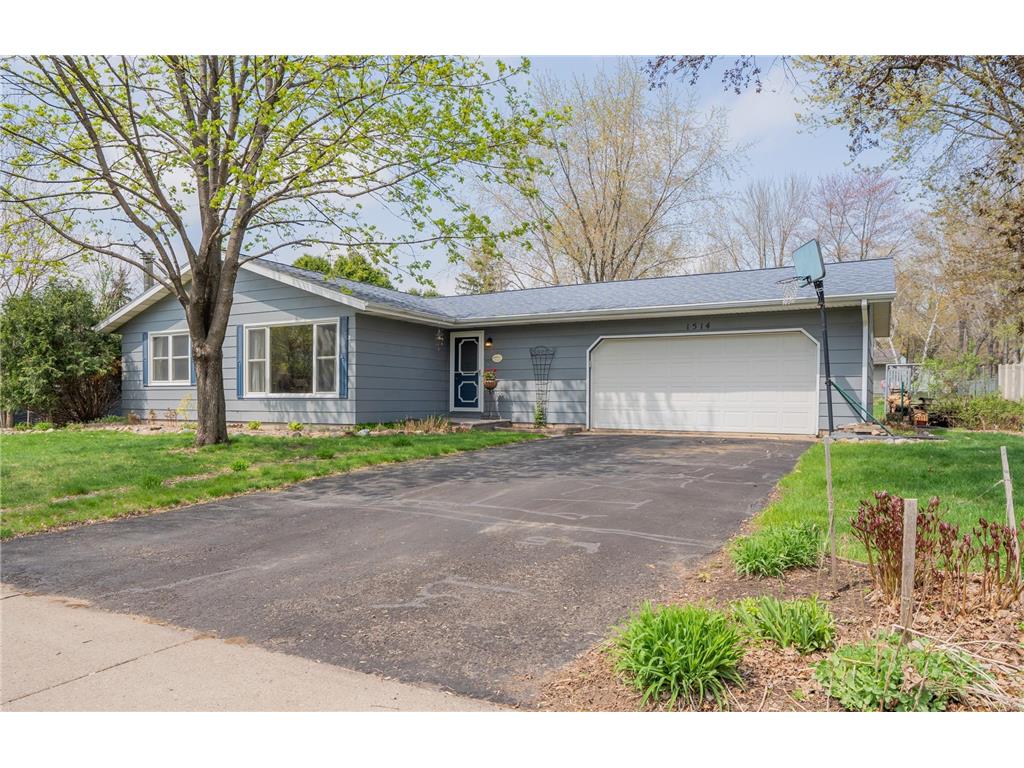 1514 Raedel Road, Eau Claire, WI 54703 MLS 6368824 Edina Realty