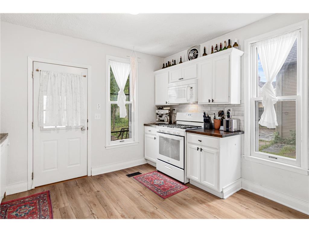 1515 Blair Ave Saint Paul MN 55104 7045155 image28