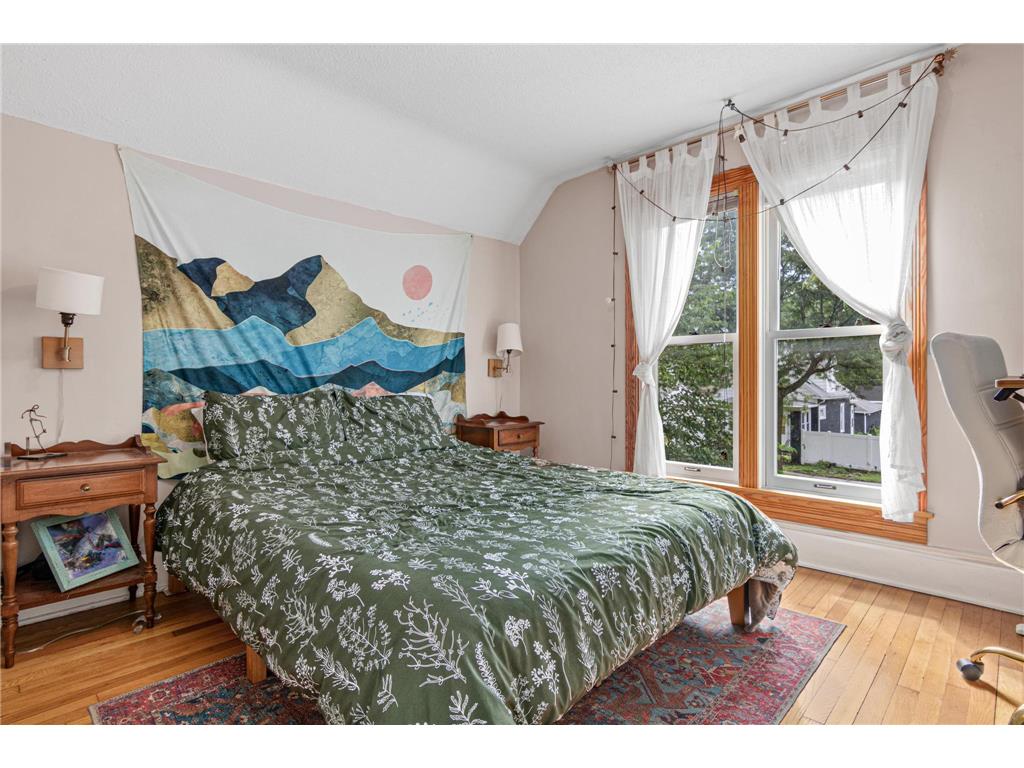 1515 Blair Ave Saint Paul MN 55104 7045155 image30