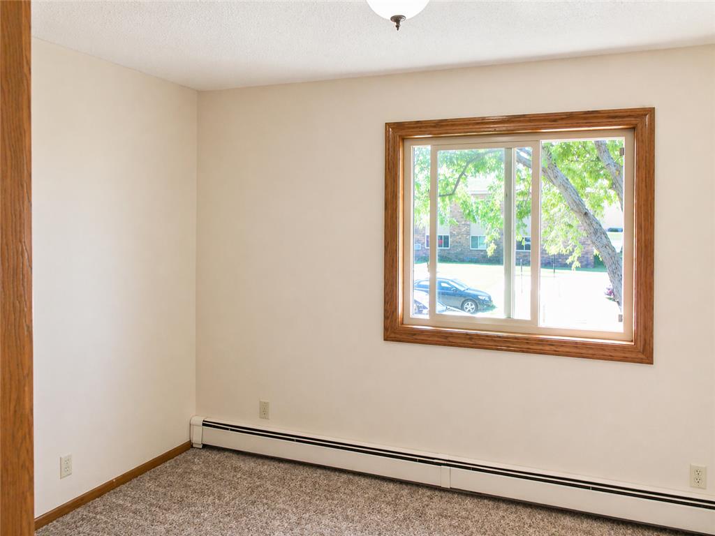 1515 Darling Drive #12 Worthington MN 56187 7059586 image4