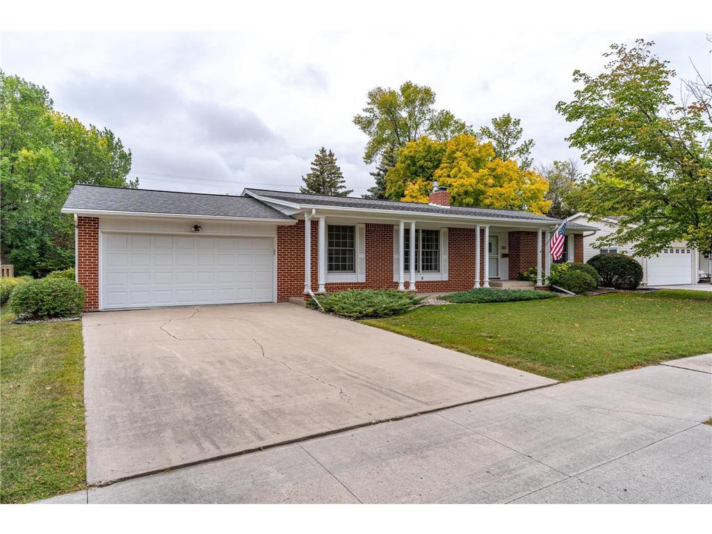 1515 Hoven Lane Crookston MN 56716 6431885 image1