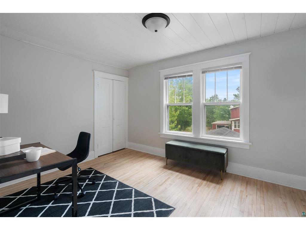 1515 N 8th Avenue E Duluth MN 55805 7087645 image16