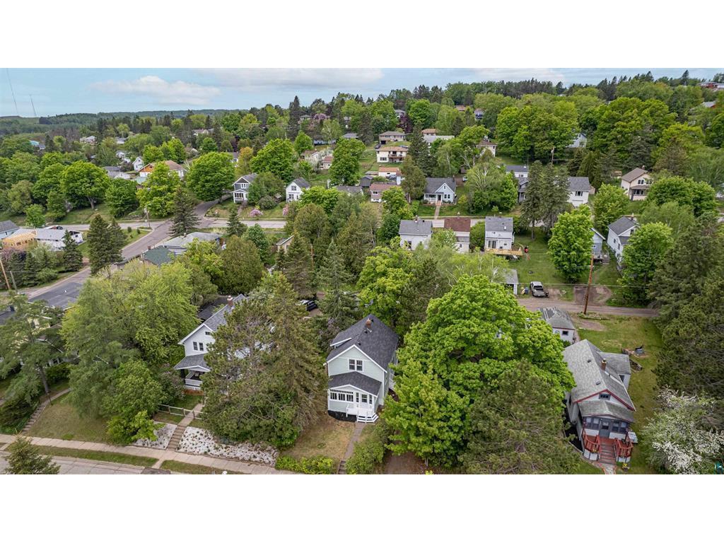1515 N 8th Avenue E Duluth MN 55805 7087645 image30