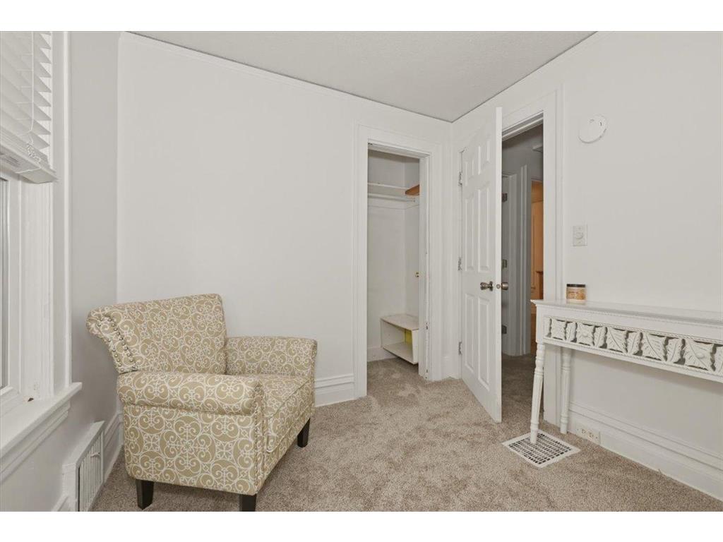 1515 N 9th Avenue E Duluth MN 55805 7110972 image14