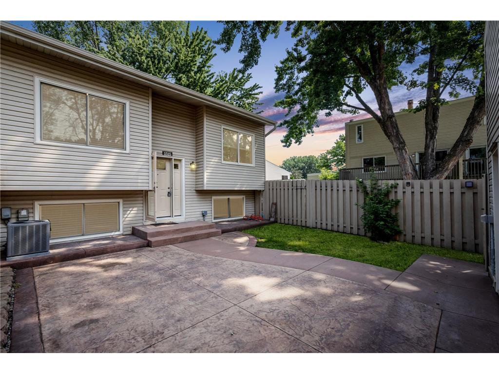 1515 N Innsbruck Drive Fridley MN 55432 6573818 image1
