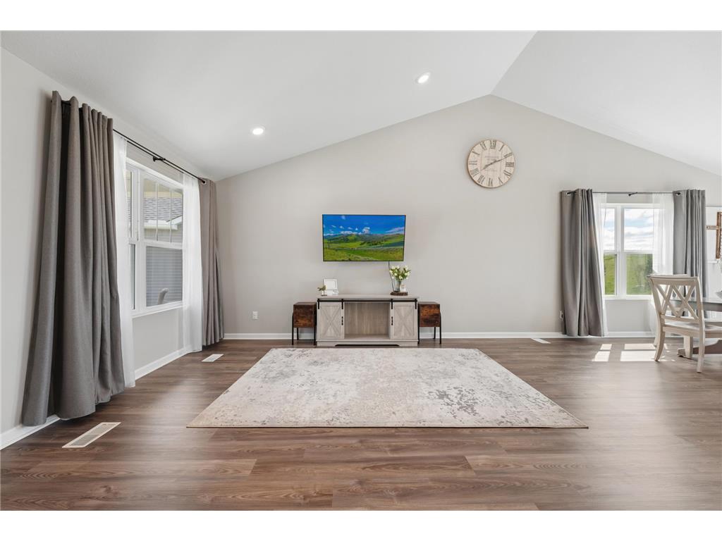 1515 Raymond Drive Waconia MN 55387 7064326 image6