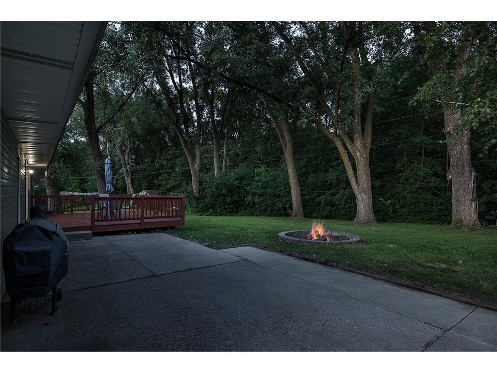 1515 Woodhill Road Burnsville MN 55337 6583092 image29