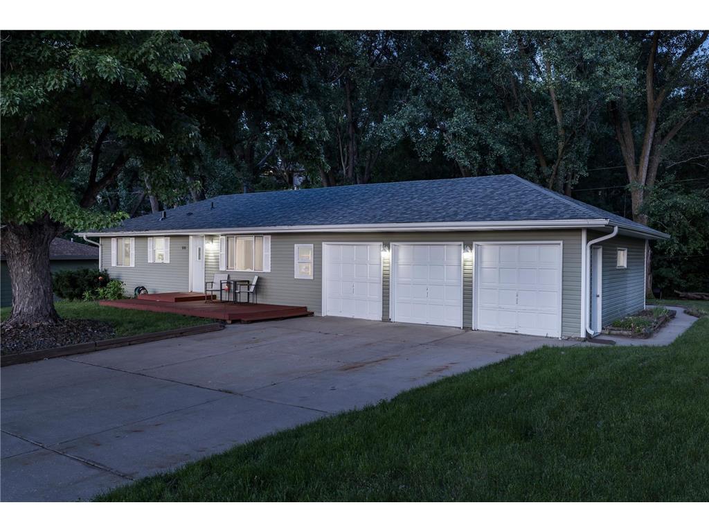 1515 Woodhill Road Burnsville MN 55337 6583092 image32