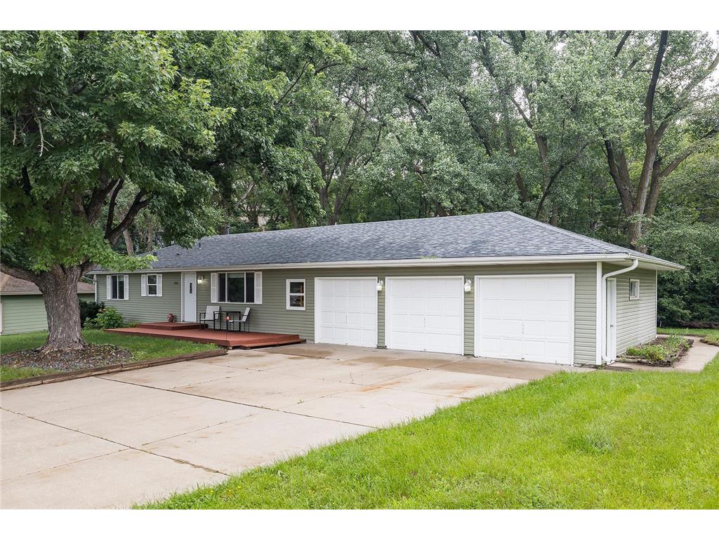 1515 Woodhill Road Burnsville MN 55337 6583092 image34