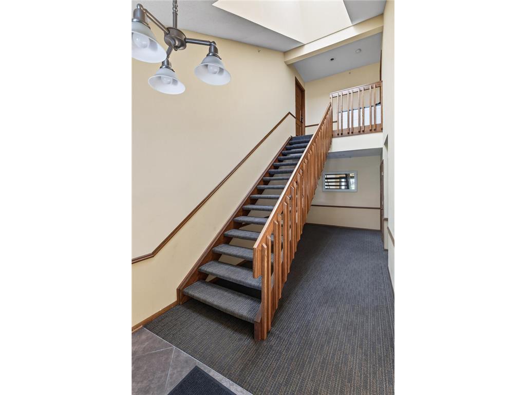 15155 Lesley Lane Eden Prairie MN 55346 7086172 image2