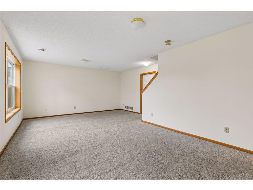 15156 Dundee Avenue Apple Valley MN 55124 7060528 image35