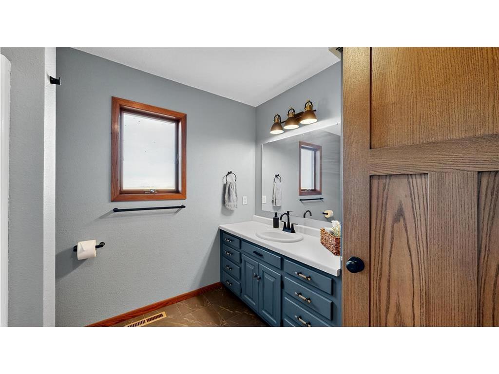 15158 241st Avenue Bristol Twp MN 55965 7042683 image28