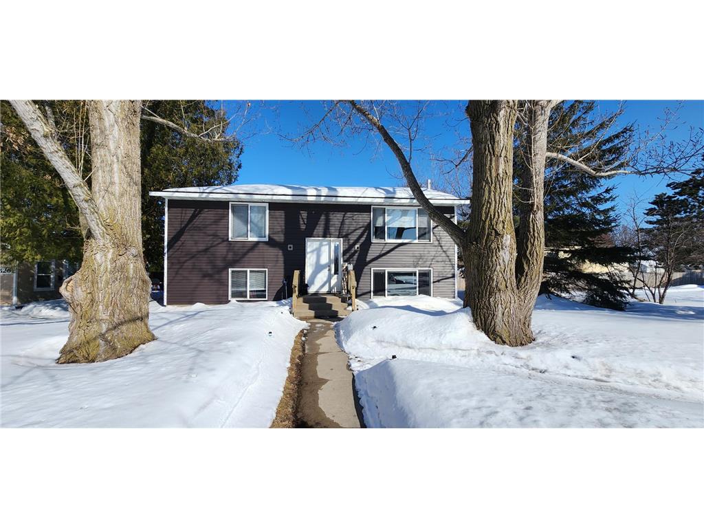 1516 8th Avenue NE, Brainerd, MN, 56401 MLS 7606090 Edina Realty