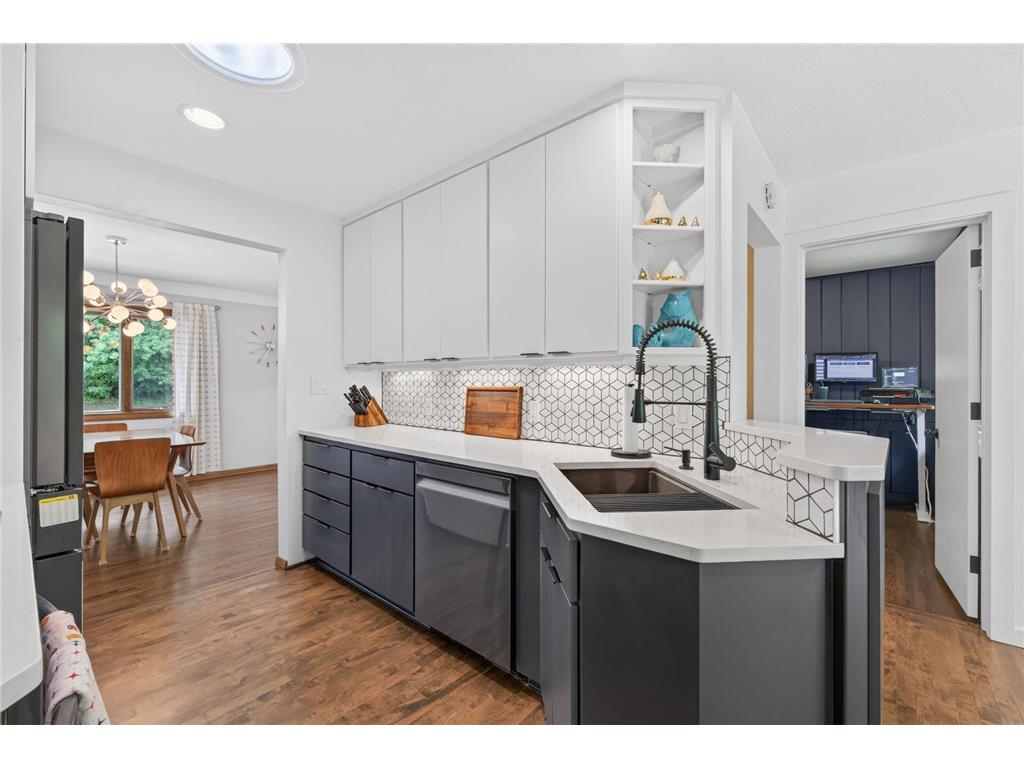 1516 Aquila Avenue N Golden Valley MN 55427 7103138 image15