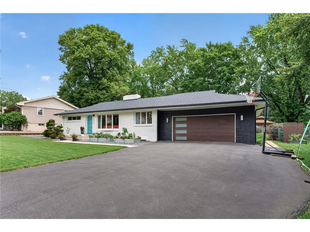 1516 Aquila Avenue N Golden Valley MN 55427 7103138 image2