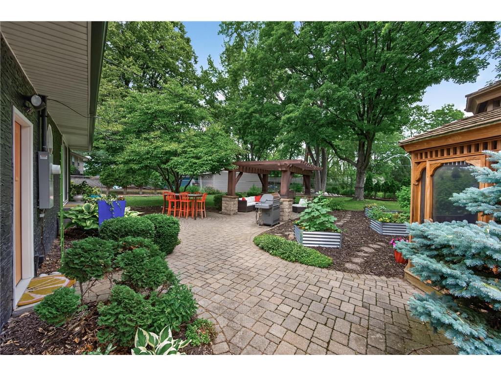 1516 Aquila Avenue N Golden Valley MN 55427 7103138 image44