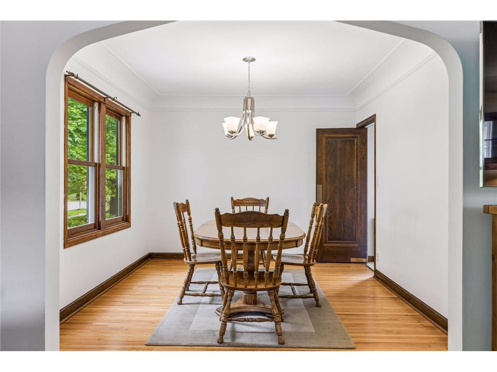 1516 Asbury Street Saint Paul MN 55108 7073963 image12