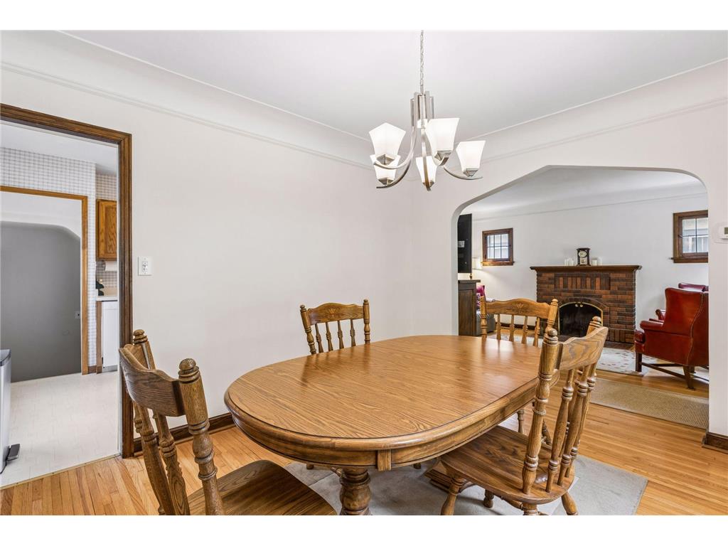 1516 Asbury Street Saint Paul MN 55108 7073963 image14