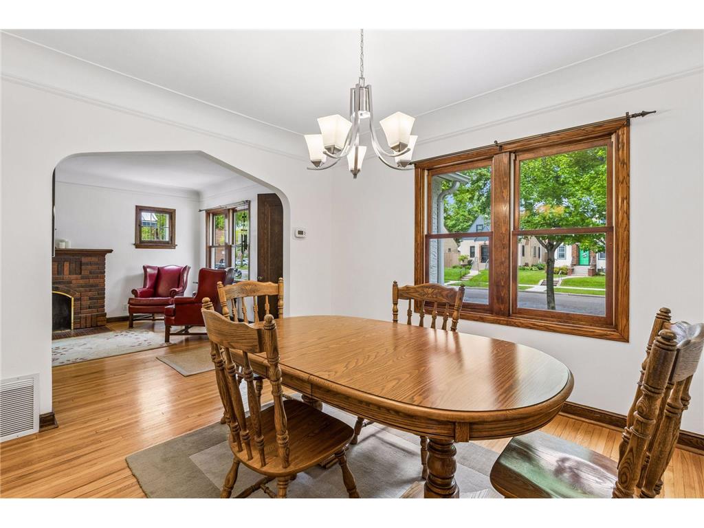 1516 Asbury Street Saint Paul MN 55108 7073963 image15