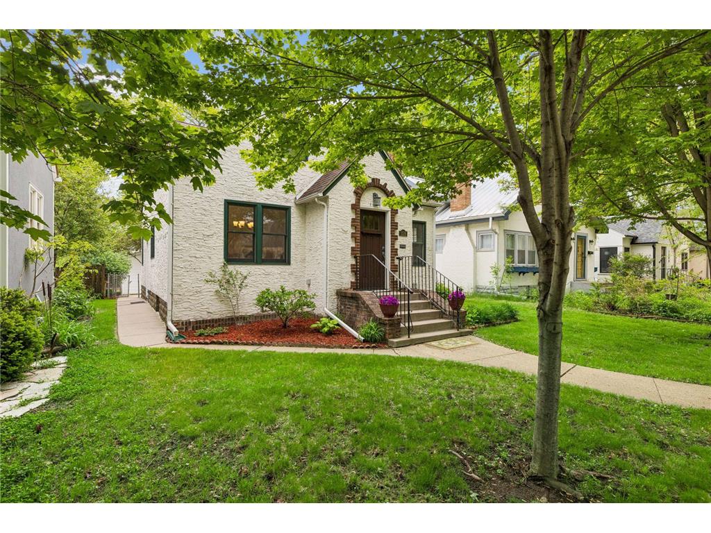 1516 Asbury Street Saint Paul MN 55108 7073963 image2