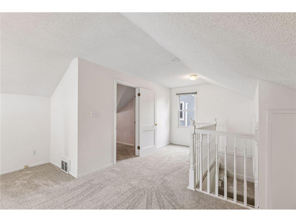 1516 Asbury Street Saint Paul MN 55108 7073963 image30