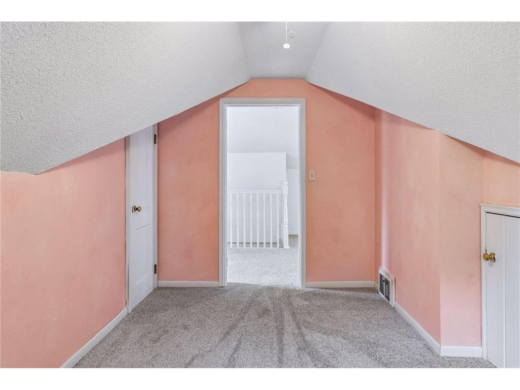 1516 Asbury Street Saint Paul MN 55108 7073963 image32