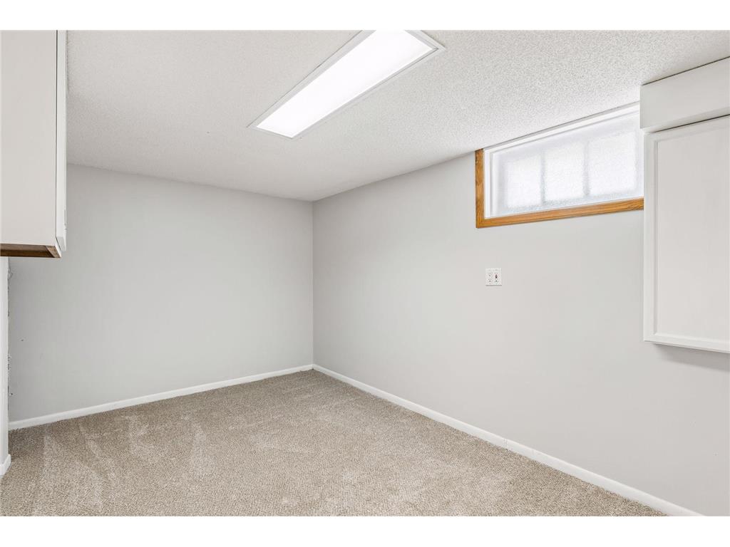 1516 Asbury Street Saint Paul MN 55108 7073963 image35