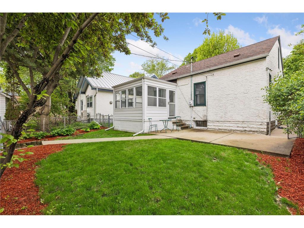 1516 Asbury Street Saint Paul MN 55108 7073963 image41