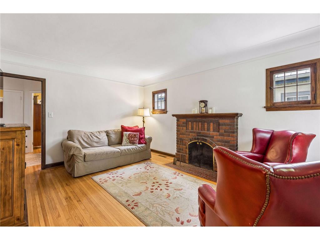 1516 Asbury Street Saint Paul MN 55108 7073963 image6