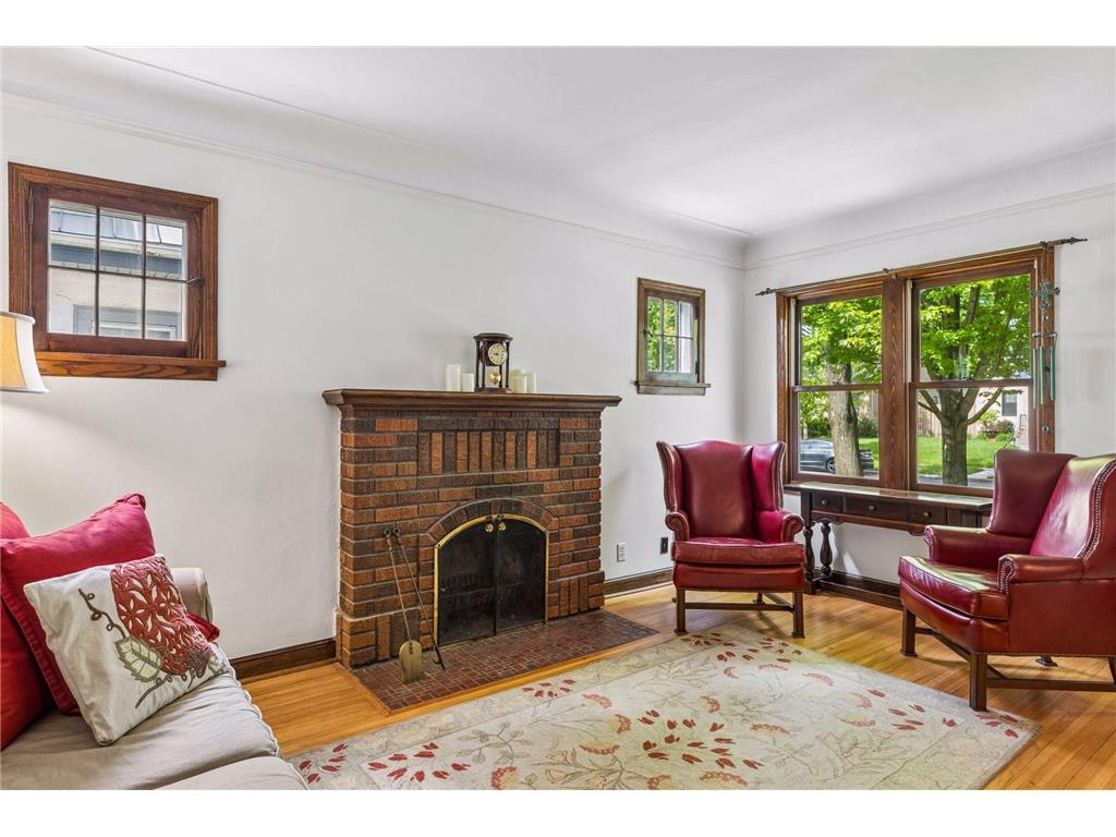 1516 Asbury Street Saint Paul MN 55108 7073963 image8