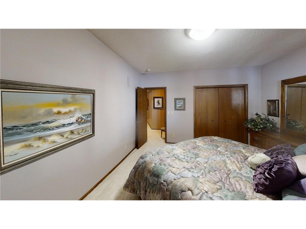 1516 Bay Oaks Drive Albert Lea MN 56007 - Fountain 6638372 image74