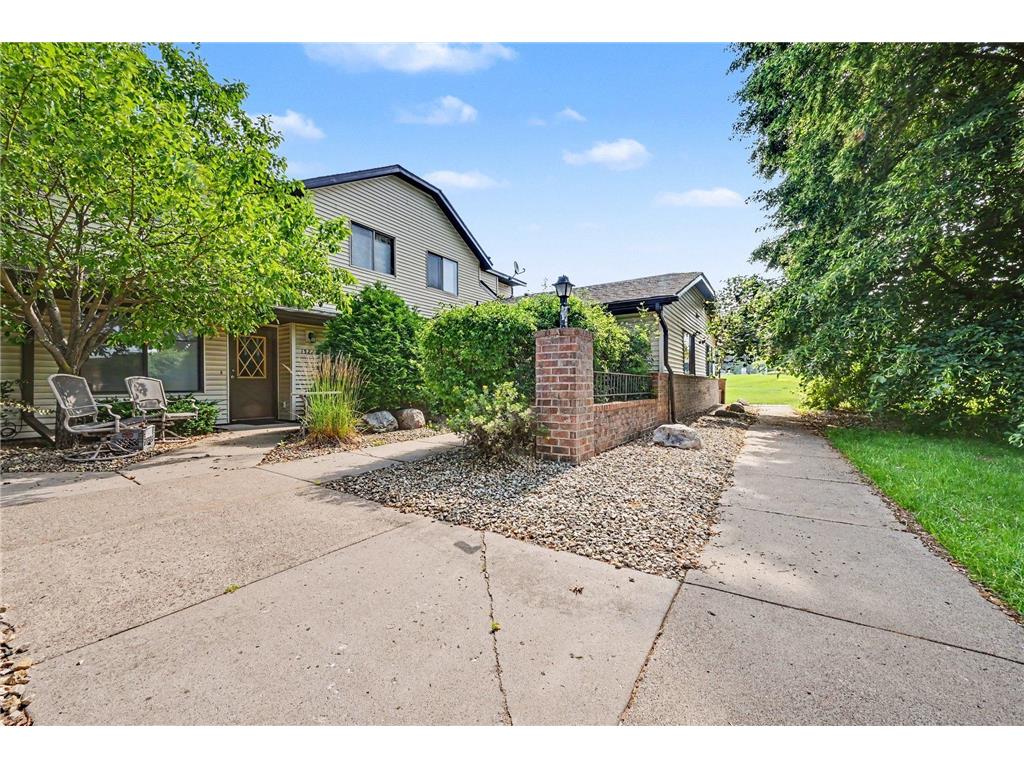 1516 Helmo Avenue N Oakdale MN 55128 7096404 image13