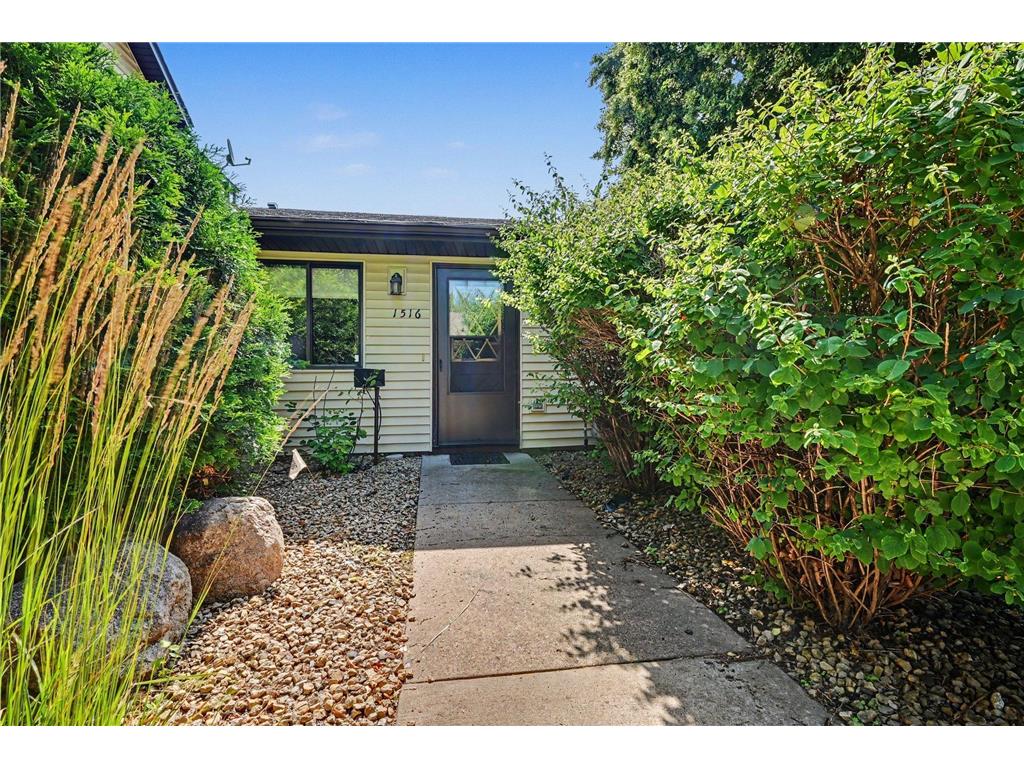1516 Helmo Avenue N Oakdale MN 55128 7096404 image14