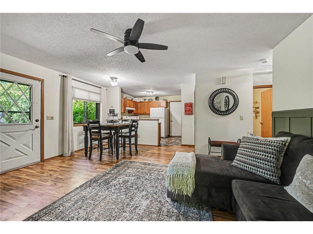 1516 Helmo Avenue N Oakdale MN 55128 7096404 image5