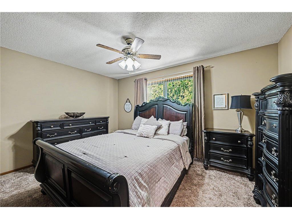 1516 Helmo Avenue N Oakdale MN 55128 7096404 image9