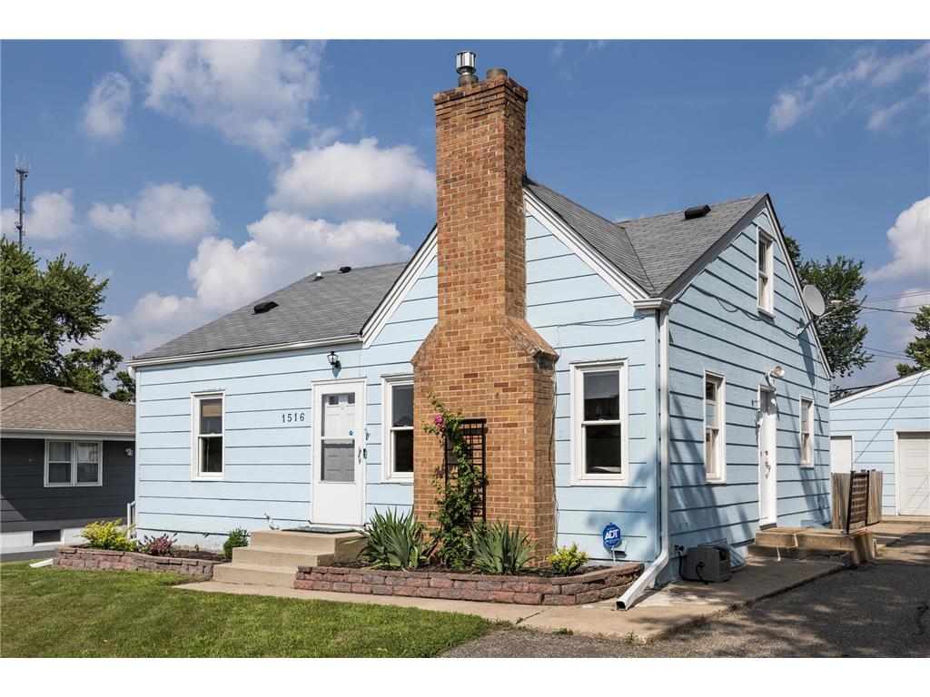1516 Mendelssohn Avenue N Golden Valley MN 55427 6739639 image1
