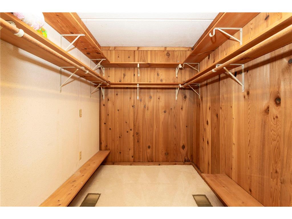 1516 Twin Springs Road Houlton WI 54082 - St Croix River 6822610 image32