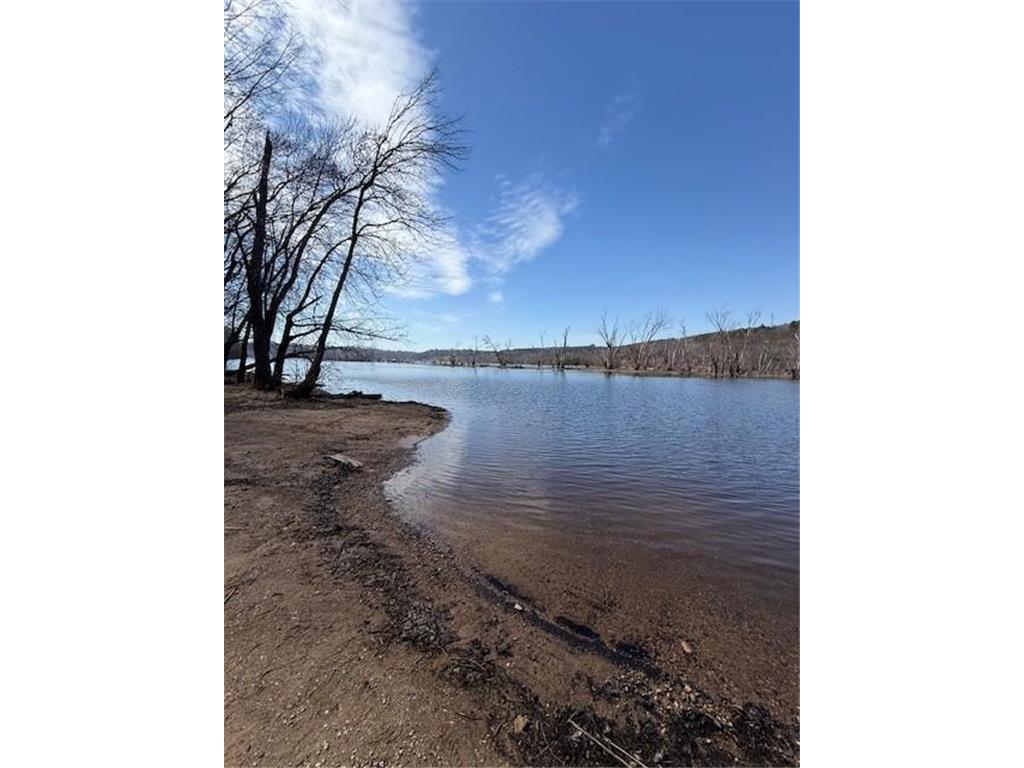 1516 Twin Springs Road Houlton WI 54082 - St Croix River 6822610 image61