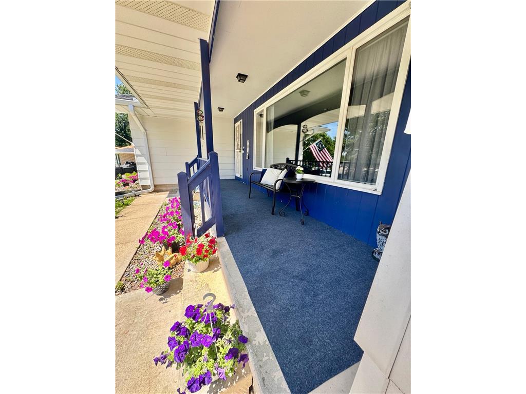 1516 Wellington Crescent Faribault MN 55021 7110568 image1