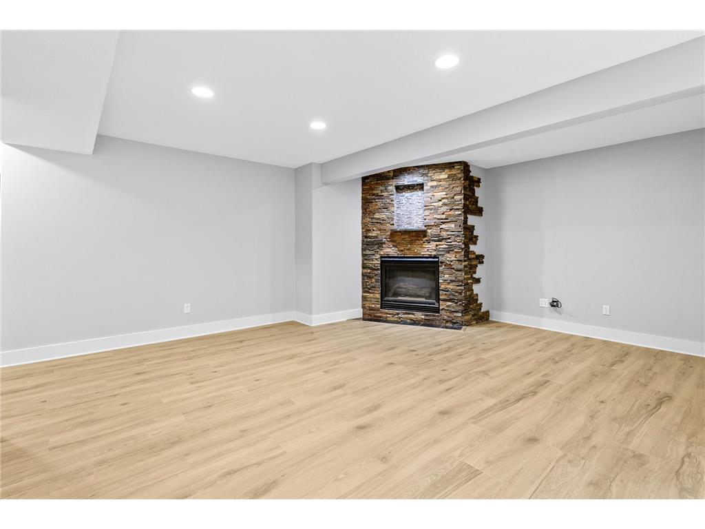 1517 Covington Lane Eagan MN 55122 7060789 image21