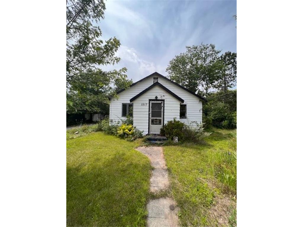 1517 Irvine Avenue NW Bemidji MN 56601 6406786 image1