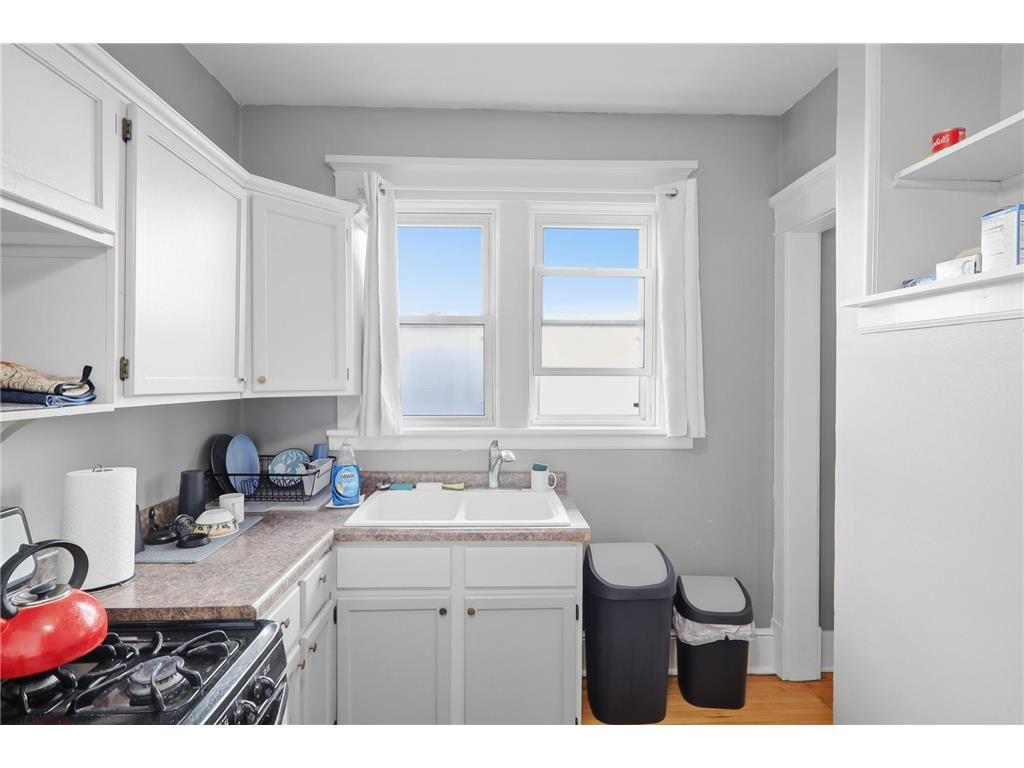 1517 Portland Avenue Saint Paul MN 55104 7065377 image14