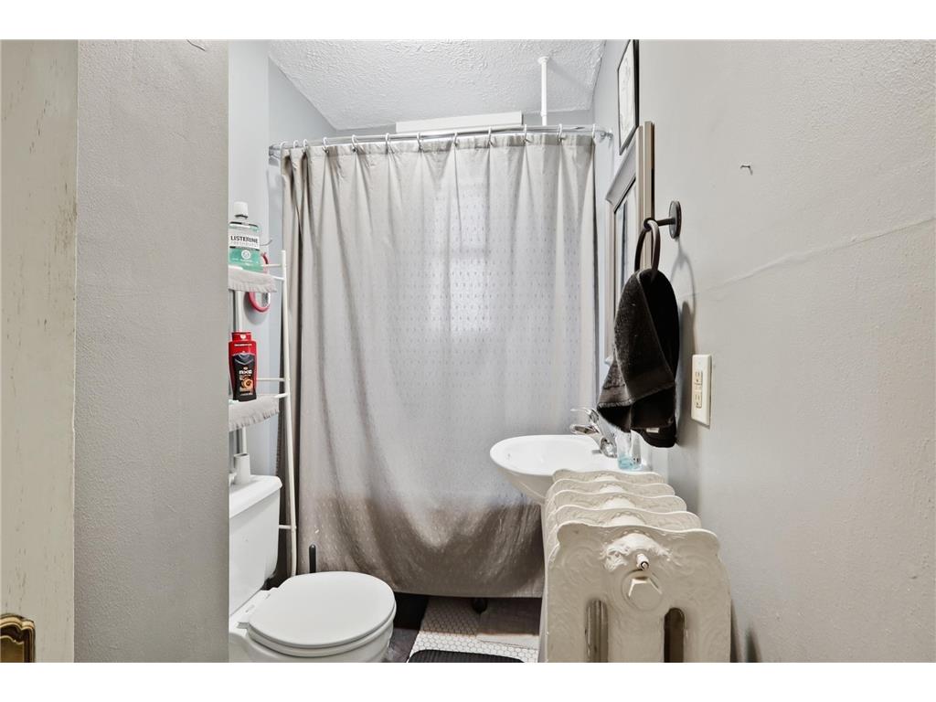 1517 Portland Avenue Saint Paul MN 55104 7065377 image27