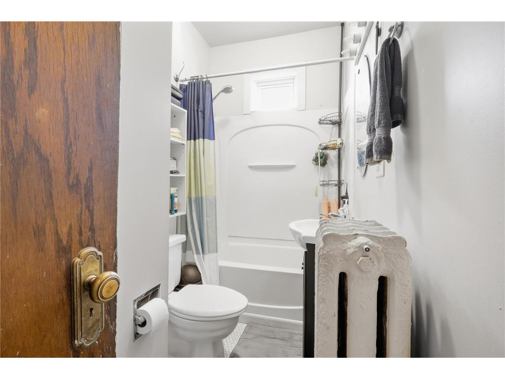 1517 Portland Avenue Saint Paul MN 55104 7065377 image28