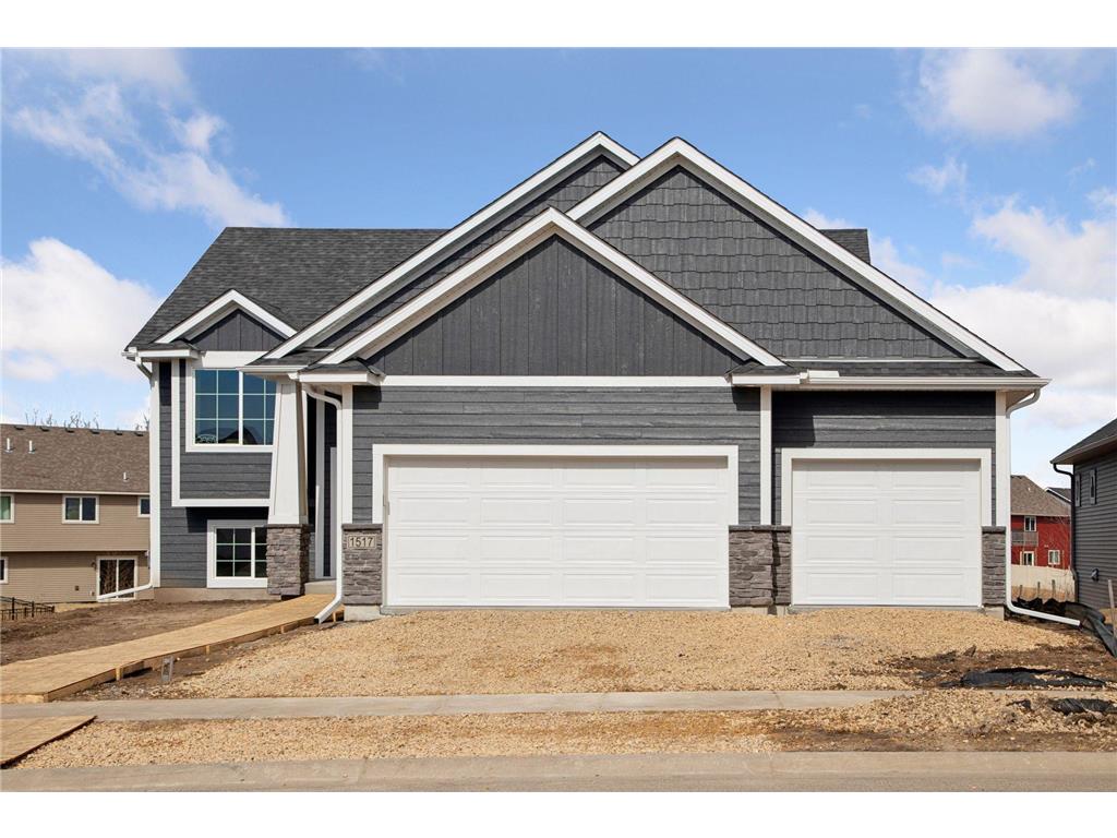 1517 Spruce Street Farmington MN 55024 6656678 image1