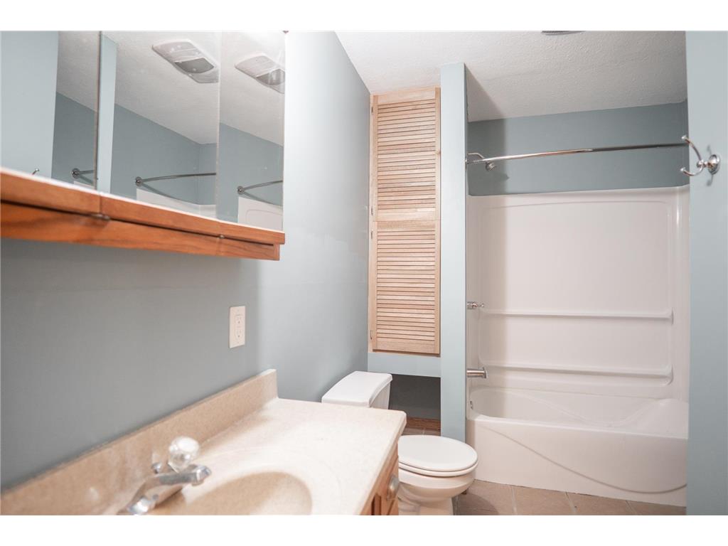 15174 Cates Lake Drive Savage MN 55372 7009838 image11