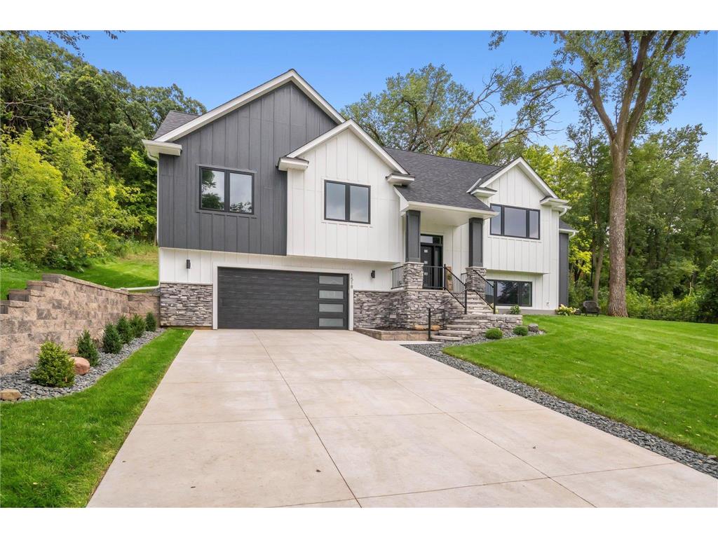 1518 Burg Avenue Saint Paul MN 55119 6683414 image1